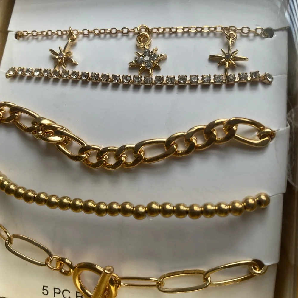 NEW Bebe bracelet set.